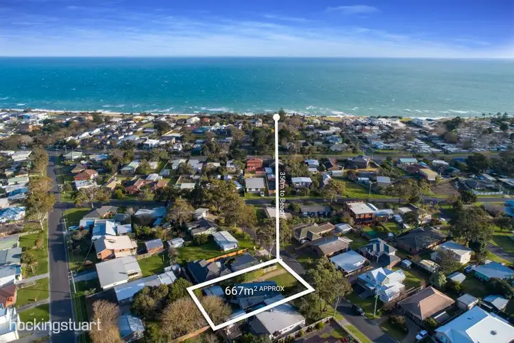 Second view of Homely house listing, 8 Dale Avenue, Safety Beach VIC 3936