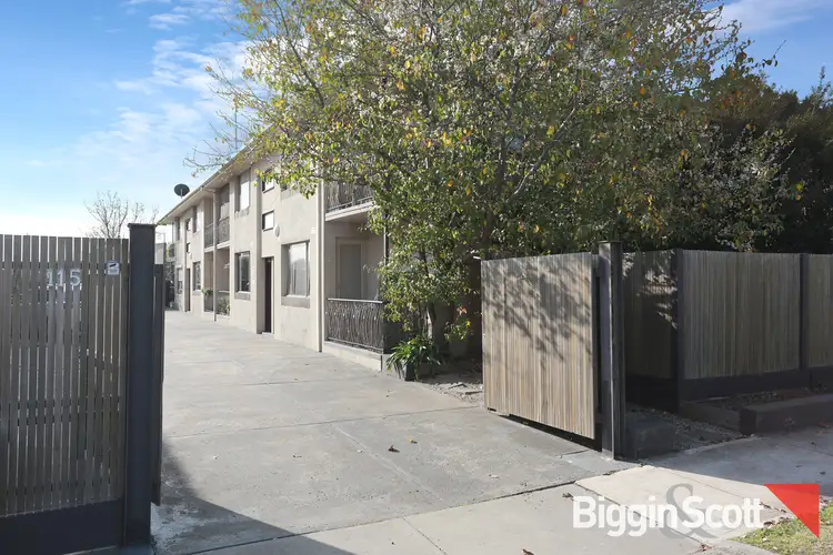 Main view of Homely unit listing, 8/115 Devonshire Road, Sunshine VIC 3020