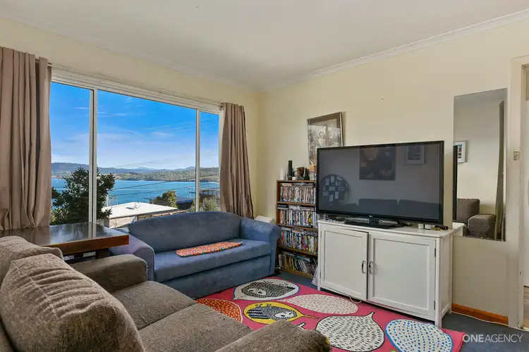 Fifth view of Homely unit listing, 2/3 Vancouver Link, Midway Point TAS 7171