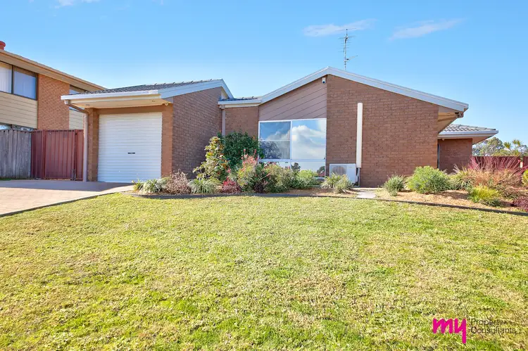 4 McMinn Place, Narellan Vale NSW 2567