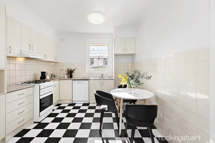 Fifth view of Homely apartment listing, 2/4 Garden Court, Elwood VIC 3184