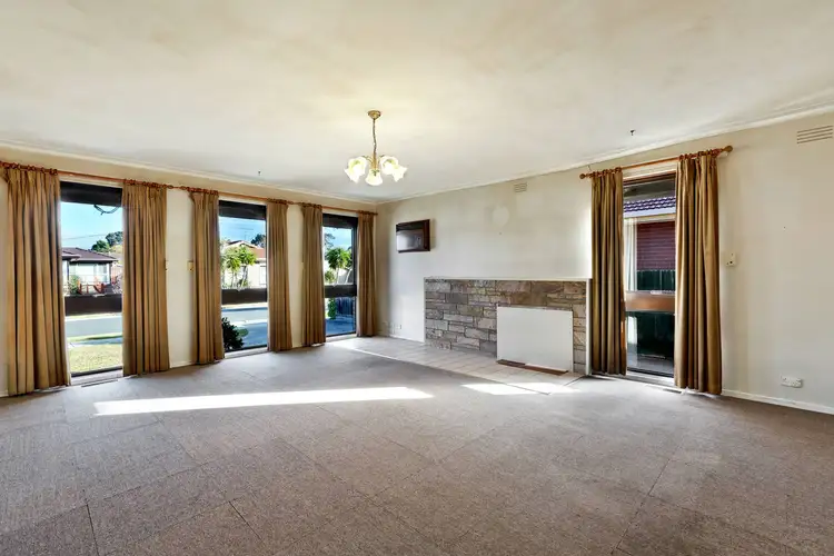 Fourth view of Homely house listing, 8 Chaucer Crescent, Bundoora VIC 3083
