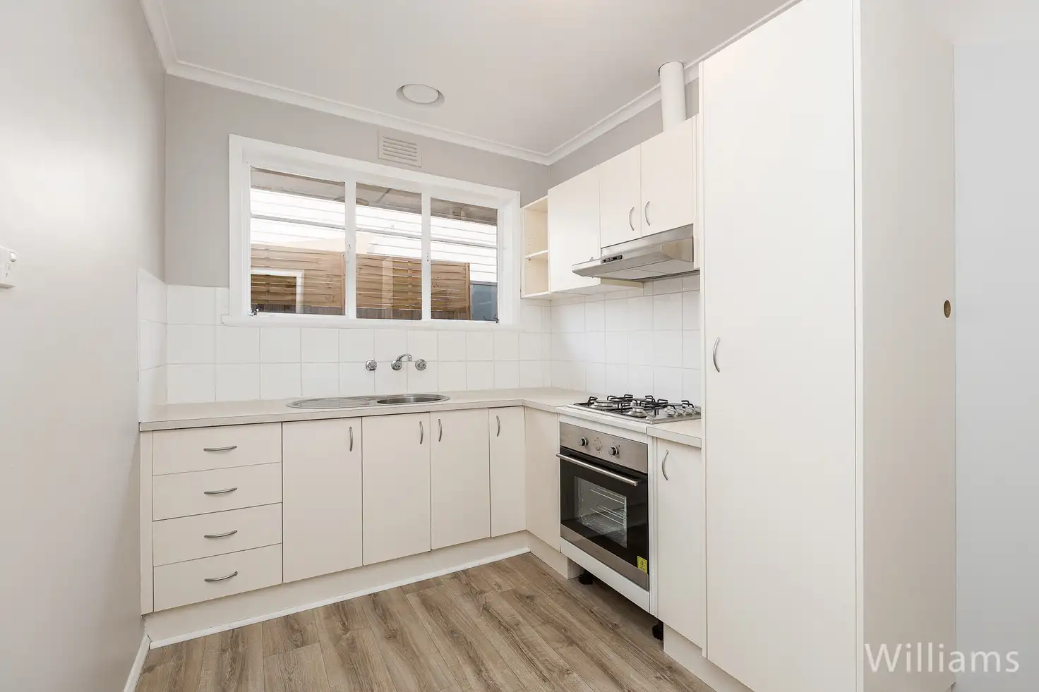Main view of Homely unit listing, 2/485 Melbourne Road, Newport VIC 3015