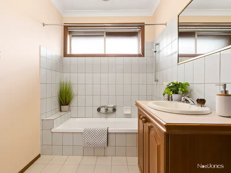 Fifth view of Homely unit listing, 6/219 Mahoneys Road, Forest Hill VIC 3131