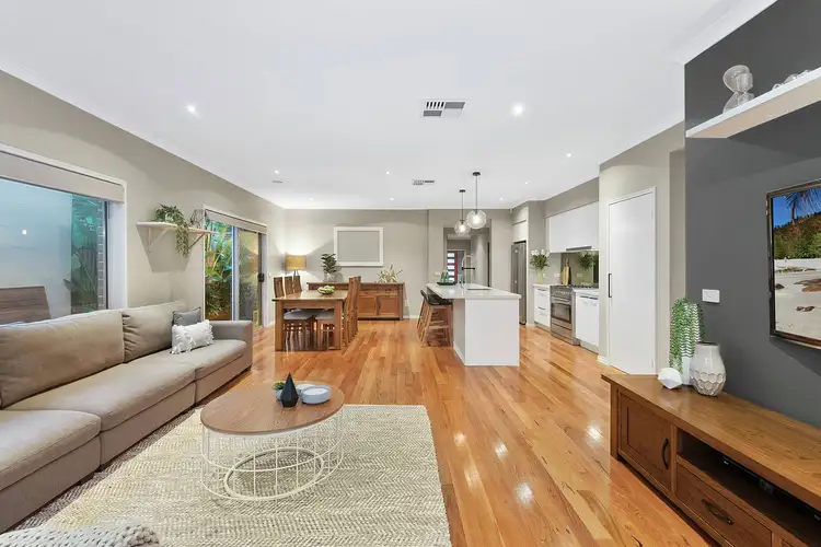6 Wallaroo Way, Doreen VIC 3754