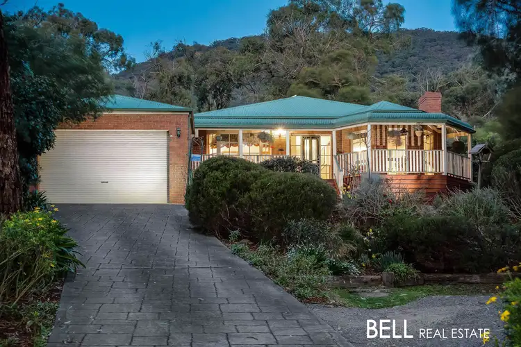 5 Rowe Street, Montrose VIC 3765