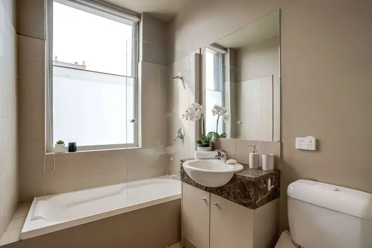 Third view of Homely apartment listing, 4/14-16 Fitzroy Street, St Kilda VIC 3182