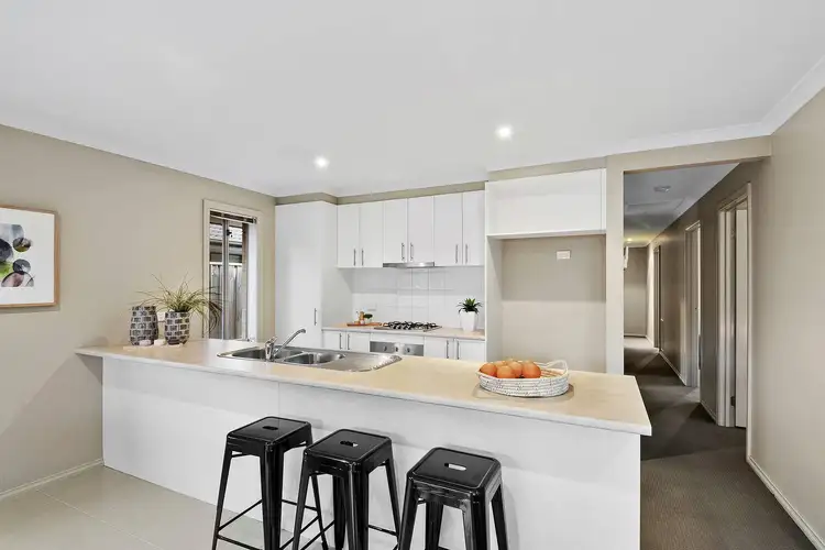 Second view of Homely house listing, 10 Positano Way, Lalor VIC 3075
