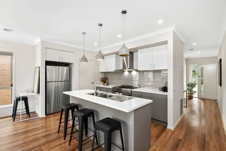 6 Recoil Drive, Doreen VIC 3754
