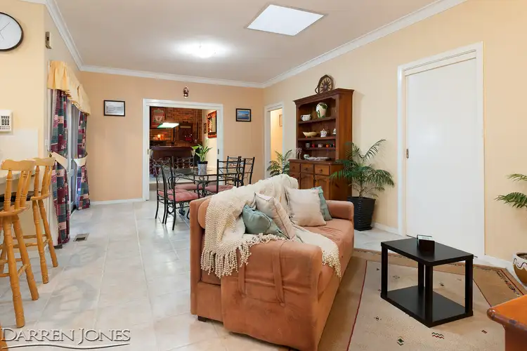 Fifth view of Homely house listing, 6 Natasha Close, St Helena VIC 3088