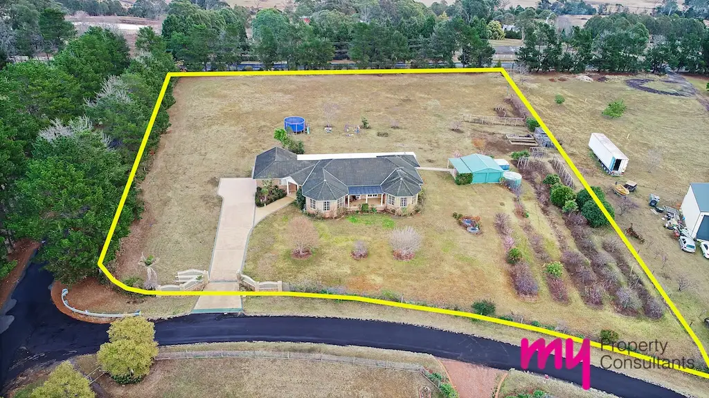 Main view of Homely house listing, 2/690 Montpelier Drive, The Oaks NSW 2570