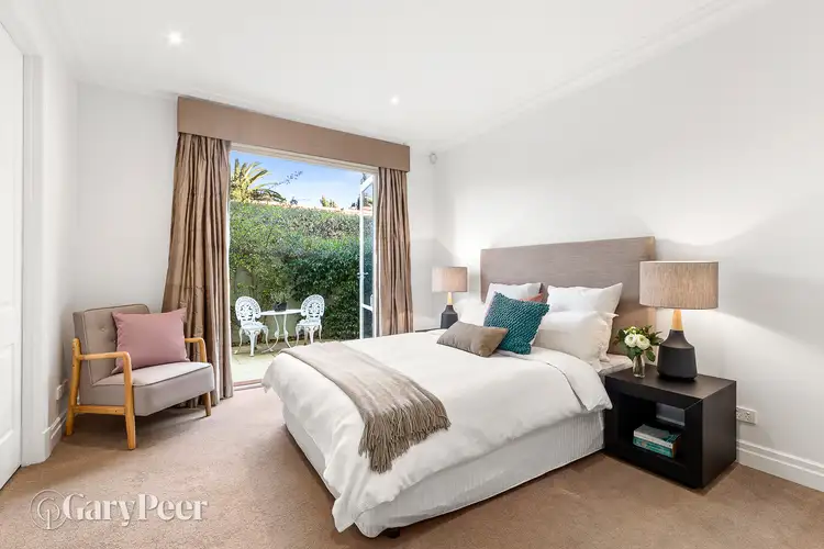 Sixth view of Homely apartment listing, 2/326 Orrong Road, Caulfield North VIC 3161