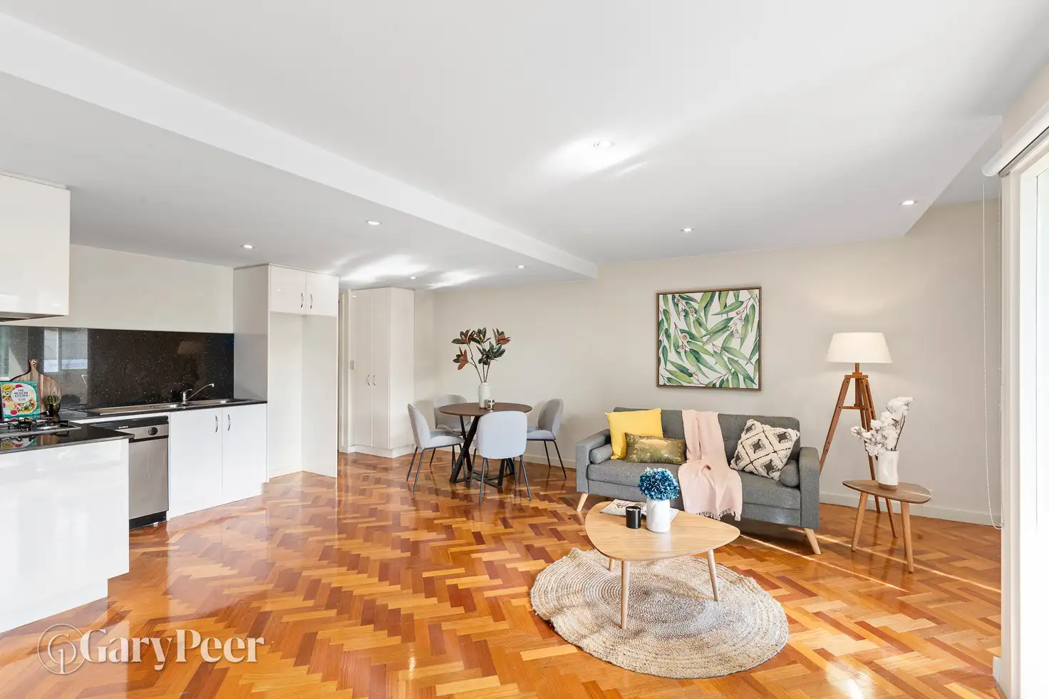 Main view of Homely apartment listing, 1/58 Rosstown Road, Carnegie VIC 3163