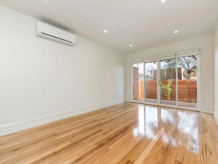 Fifth view of Homely block of units listing, 1-4/3 Cyril Street, Elwood VIC 3184