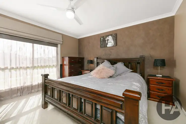 Sixth view of Homely house listing, 1 Heather Court, Koo Wee Rup VIC 3981