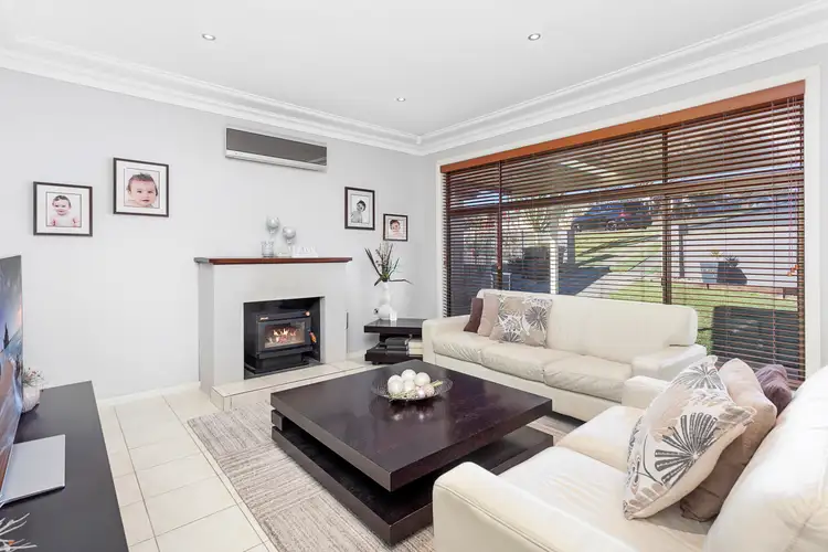 36 Trevor Avenue, Lake Heights NSW 2502