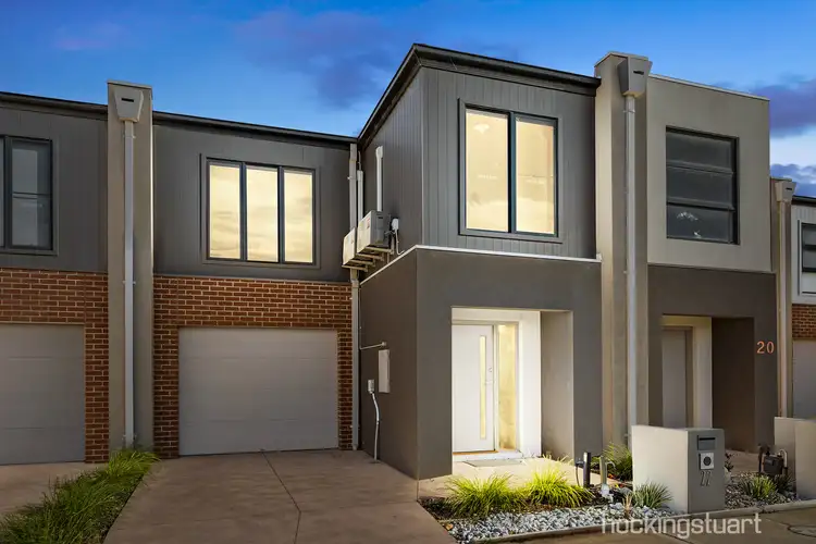 22 Amaroo Walk, Werribee VIC 3030