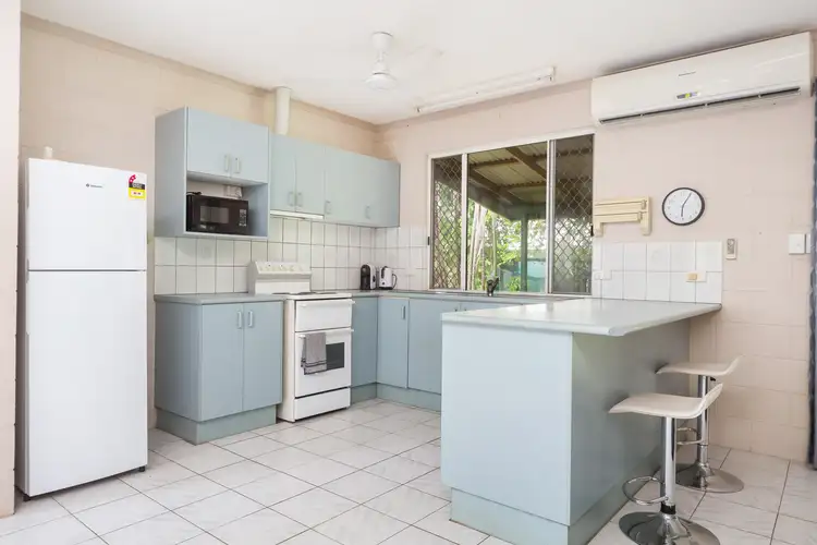 4 Favenc Court, Moulden NT 830