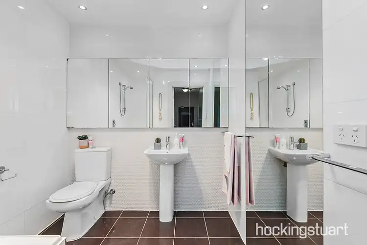 Sixth view of Homely apartment listing, 2/2A Hertford Street, St Kilda East VIC 3183