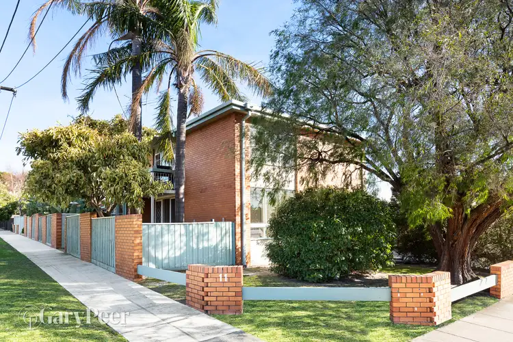1/11 Crotonhurst Avenue, Caulfield North VIC 3161
