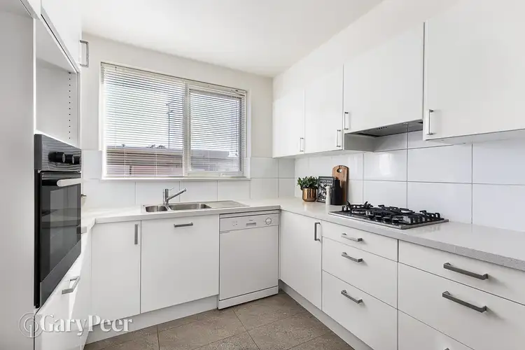 Fourth view of Homely apartment listing, 1/11 Crotonhurst Avenue, Caulfield North VIC 3161
