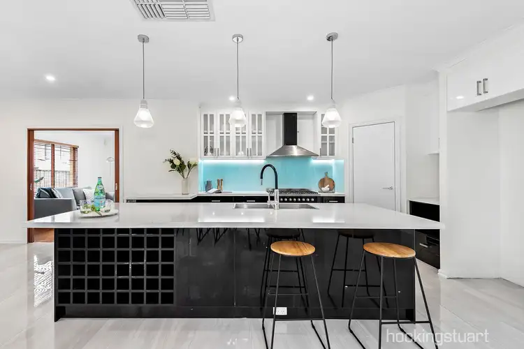 Fifth view of Homely house listing, 2 Mandalay Court, Sanctuary Lakes VIC 3030