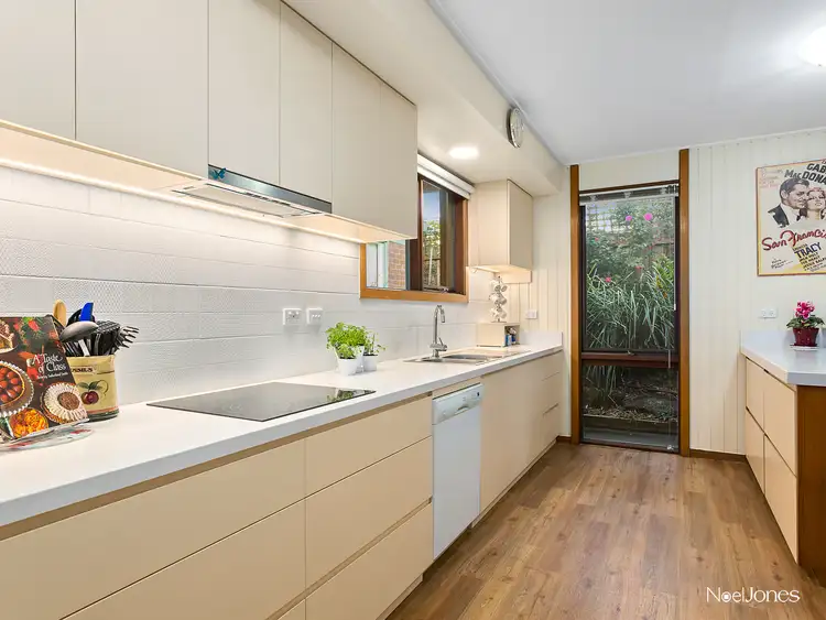 Third view of Homely house listing, 2 Fulview Court, Blackburn VIC 3130