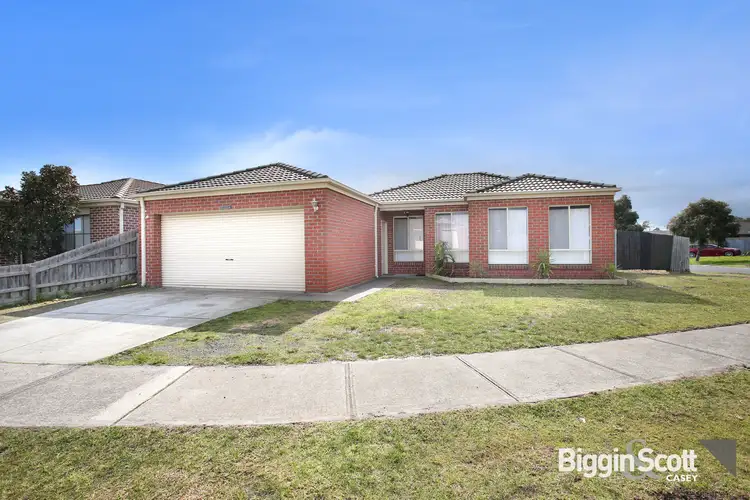 2 Hope Court, Cranbourne West VIC 3977