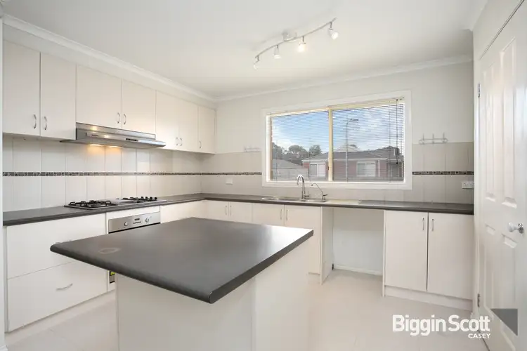 Sixth view of Homely house listing, 2 Hope Court, Cranbourne West VIC 3977