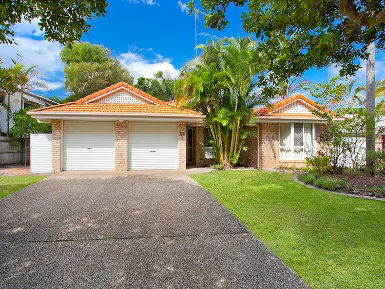 56 Wavecrest Drive, Castaways Beach QLD 4567