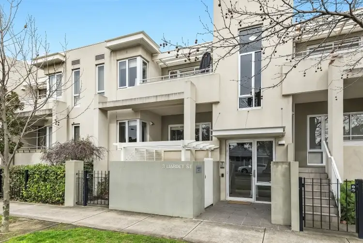 1/3 Liardet Street, Port Melbourne VIC 3207