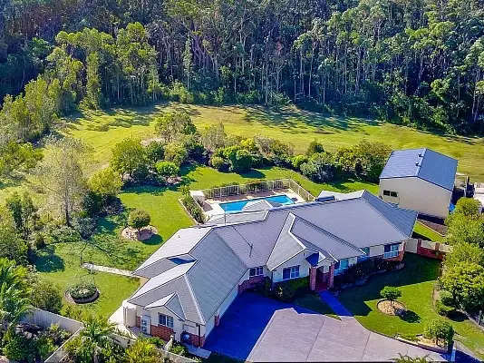 7 Shearwater Court, Lake Cathie NSW 2445