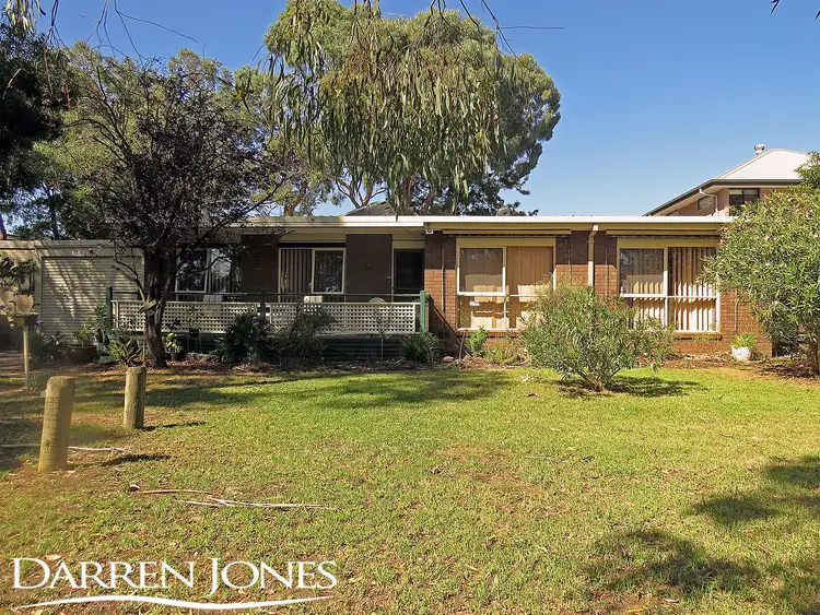 4 - 6 Fairview Grove, Watsonia VIC 3087