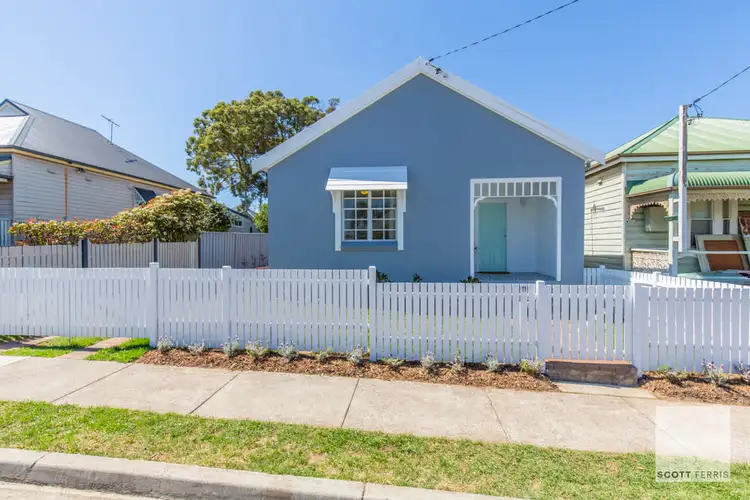 11 Elizabeth Street, Mayfield NSW 2304