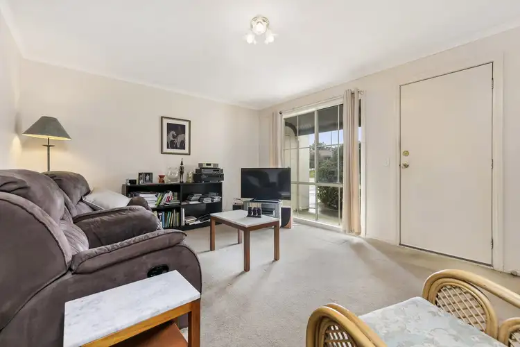 Fifth view of Homely house listing, 8 Parry Court, Mornington VIC 3931