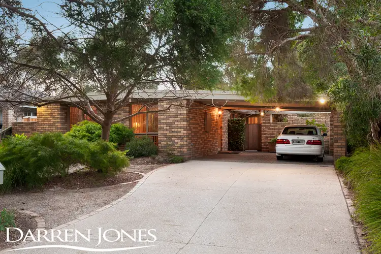 8 Omaru Rise, Greensborough VIC 3088