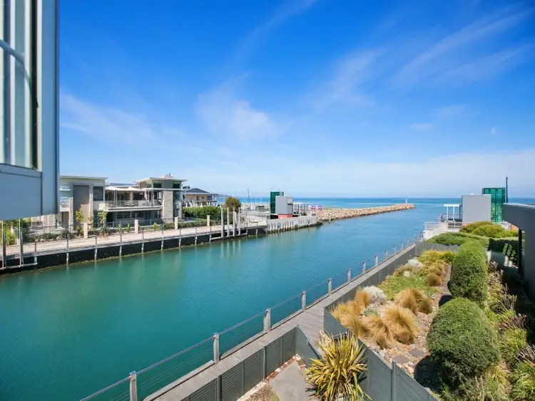 Fifth view of Homely townhouse listing, 8/11 Sharpley Avenue, Safety Beach VIC 3936