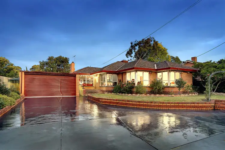25 Begonia Avenue, Bayswater VIC 3153