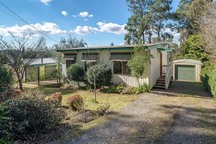 74 Moores Road, Monbulk VIC 3793