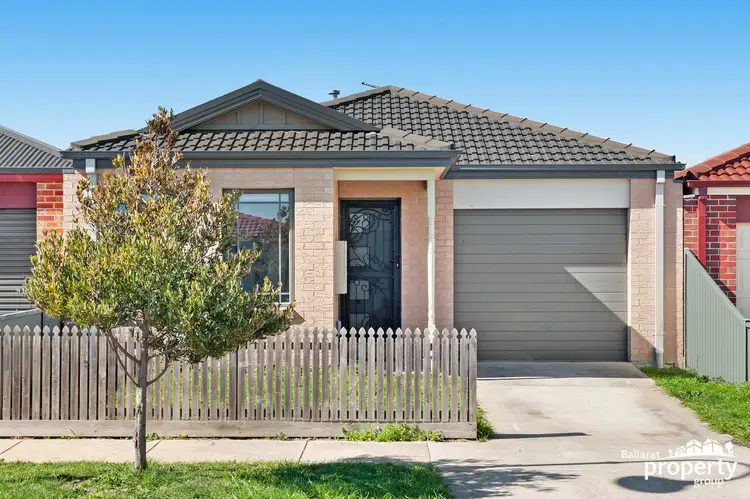 17 Oscar Drive, Sebastopol VIC 3356