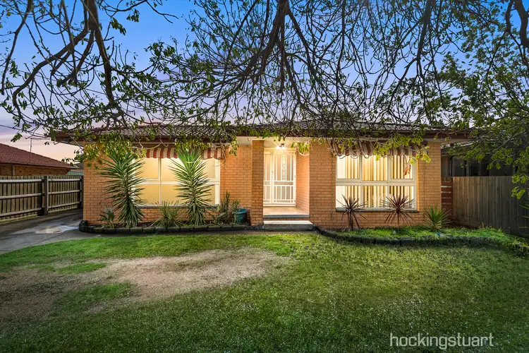 12 Charles Court, Melton South VIC 3338