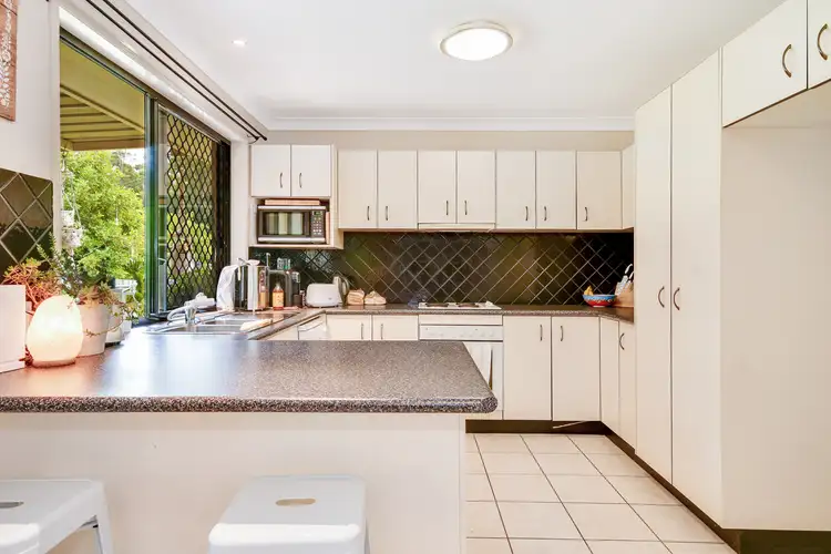 38 Gallery Place, Little Mountain QLD 4551