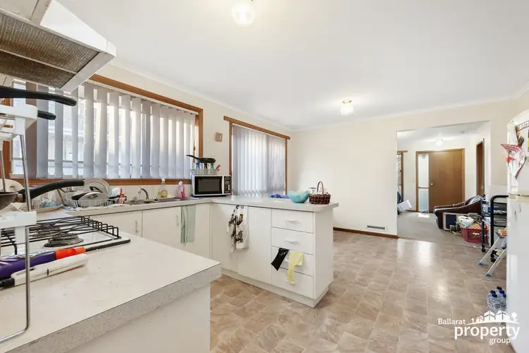 Sixth view of Homely townhouse listing, 1/1326 Geelong Road, Mount Clear VIC 3350