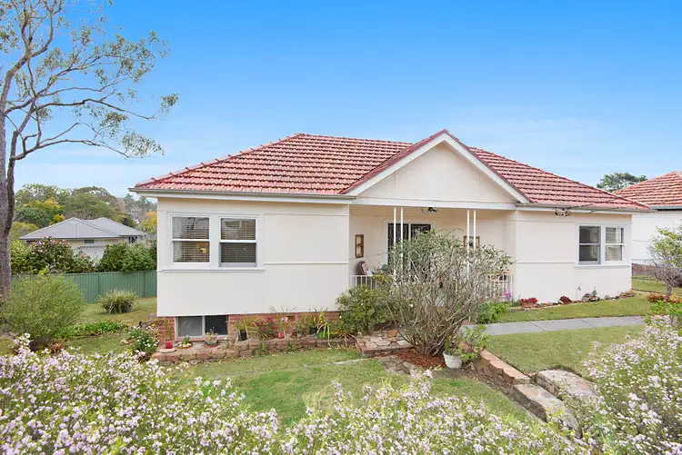 1 Alan Avenue, Hornsby NSW 2077