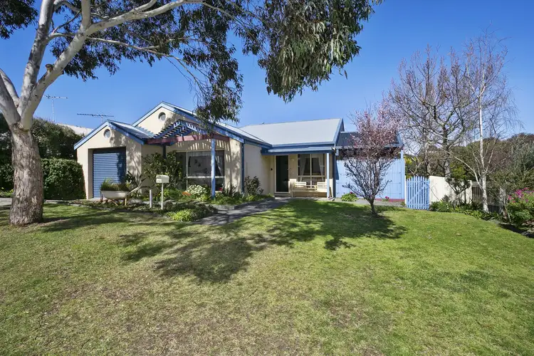 22 Parkview Avenue, Ocean Grove VIC 3226