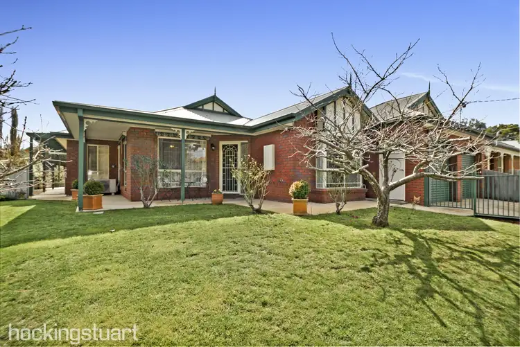 735 Chisholm Street, Black Hill VIC 3350