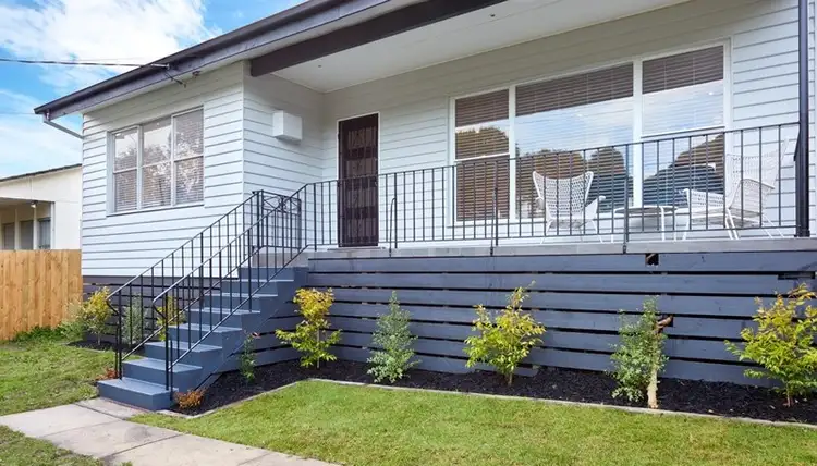 15 Hickory Crescent, Frankston North VIC 3200