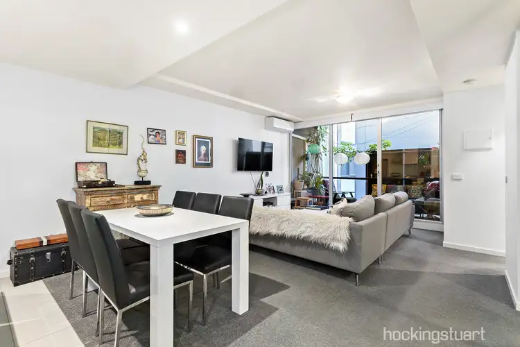 19/100 Queensberry Street, Carlton VIC 3053