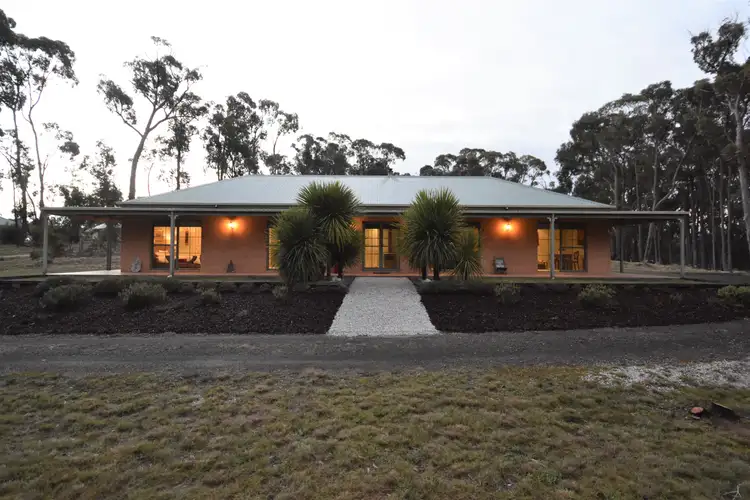 15 Bradshaw Court, Blampied VIC 3364