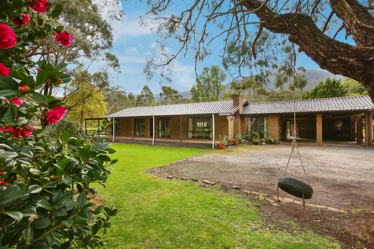 3223 Warburton Highway, Warburton VIC 3799